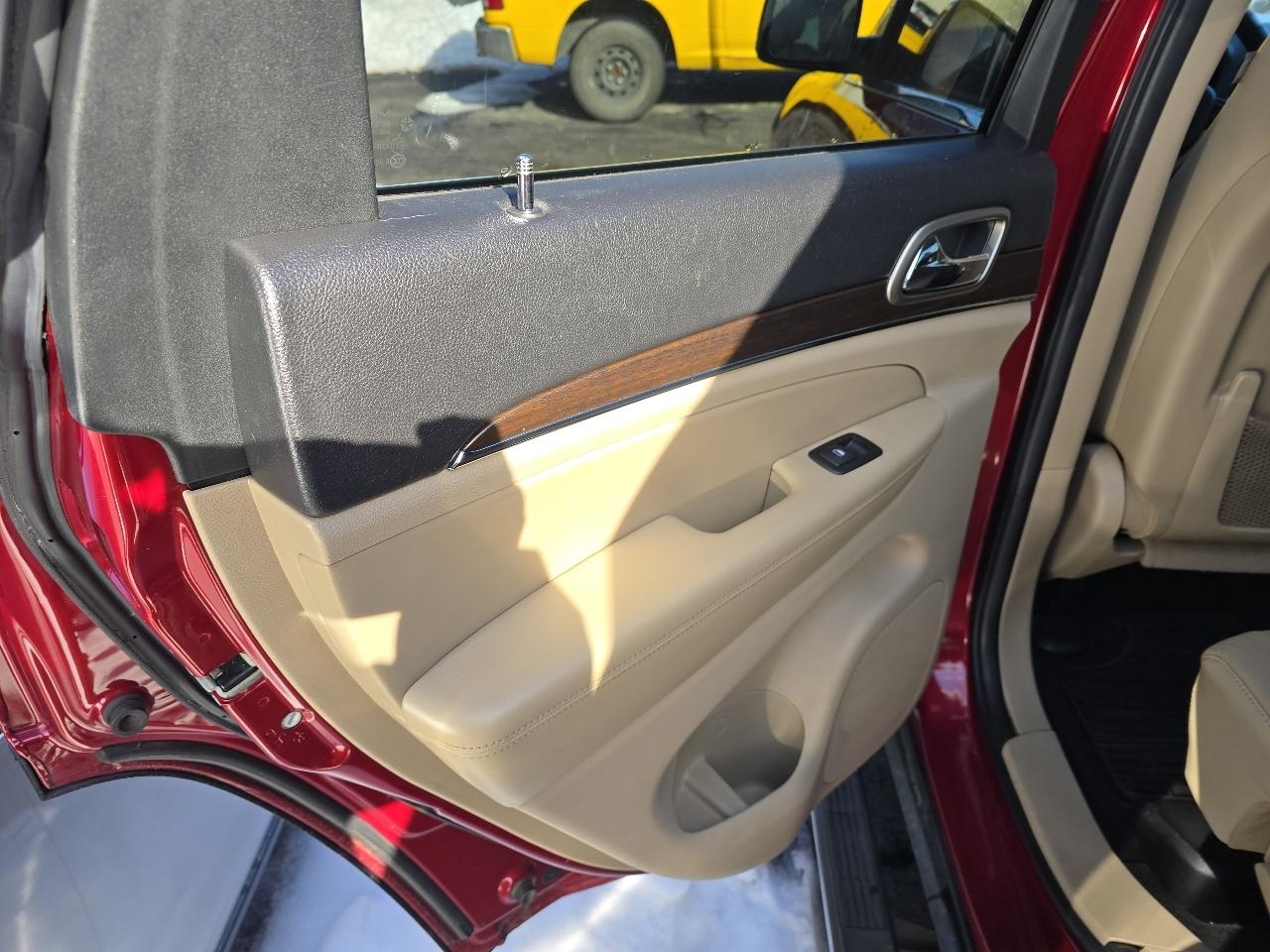 Jeep Grand Cherokee  2014