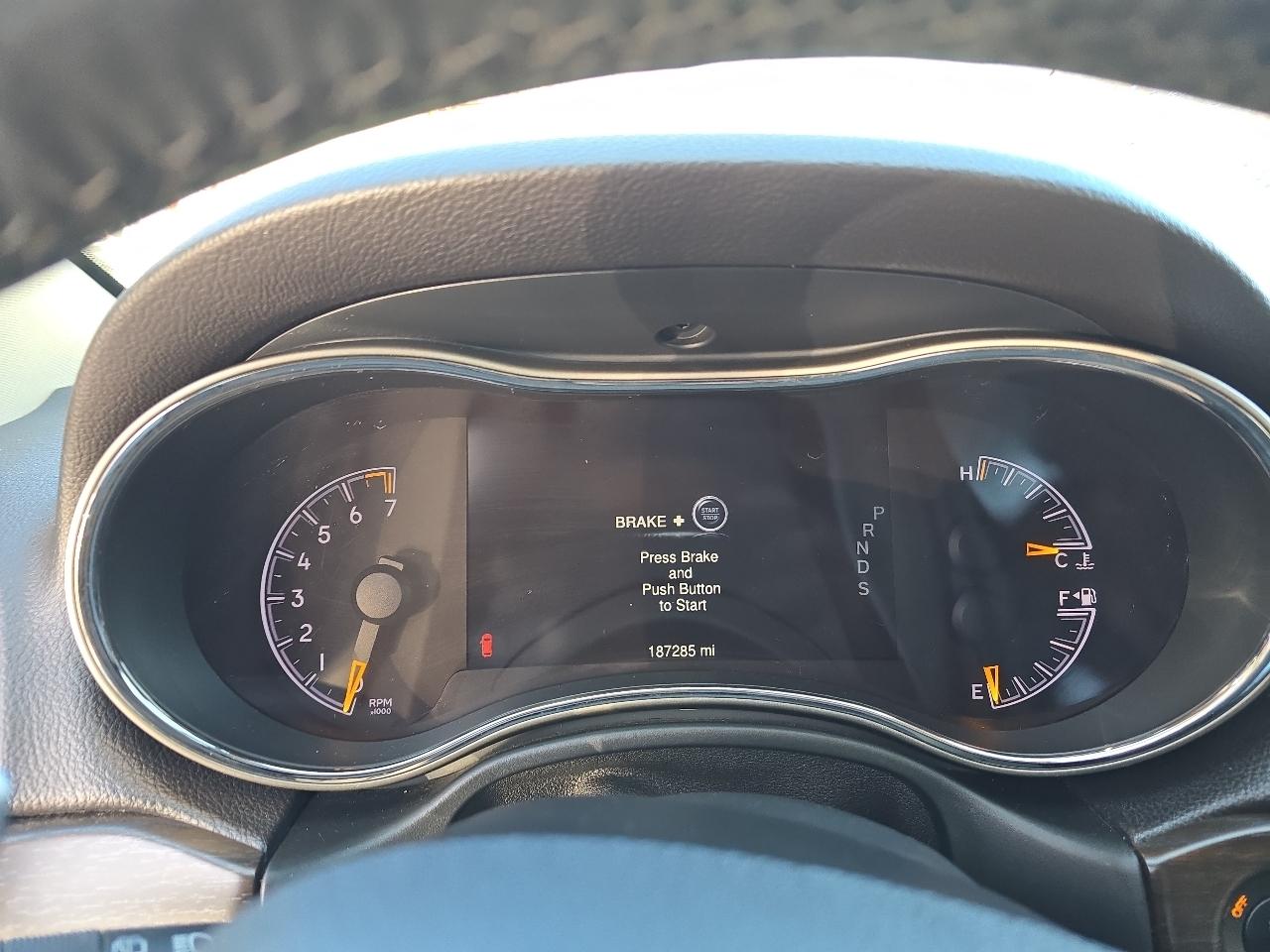 Jeep Grand Cherokee  2014