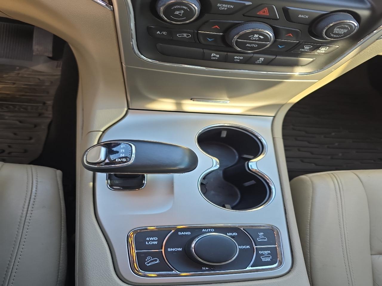 Jeep Grand Cherokee  2014