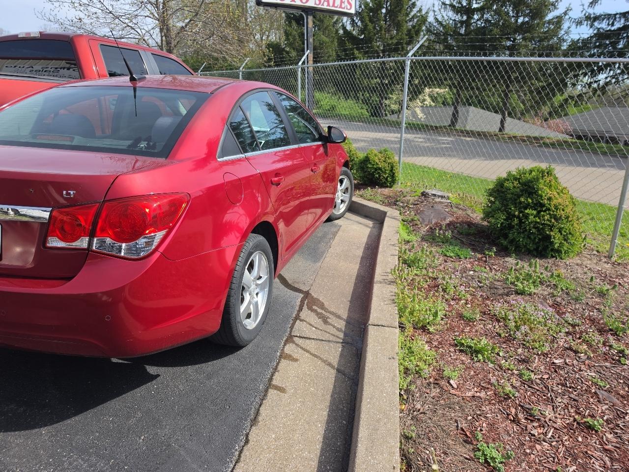 Chevrolet Cruze  2012