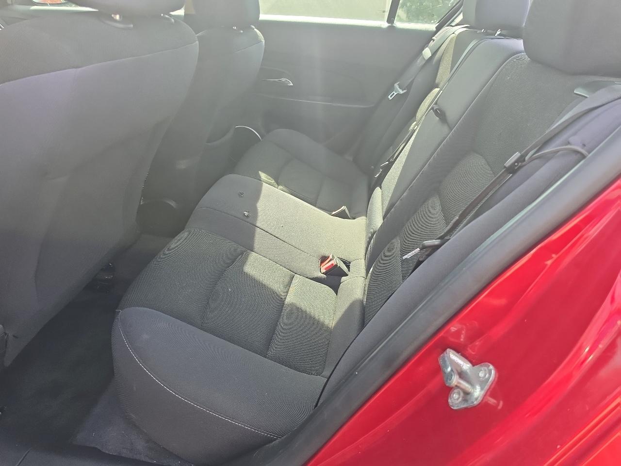 Chevrolet Cruze  2012