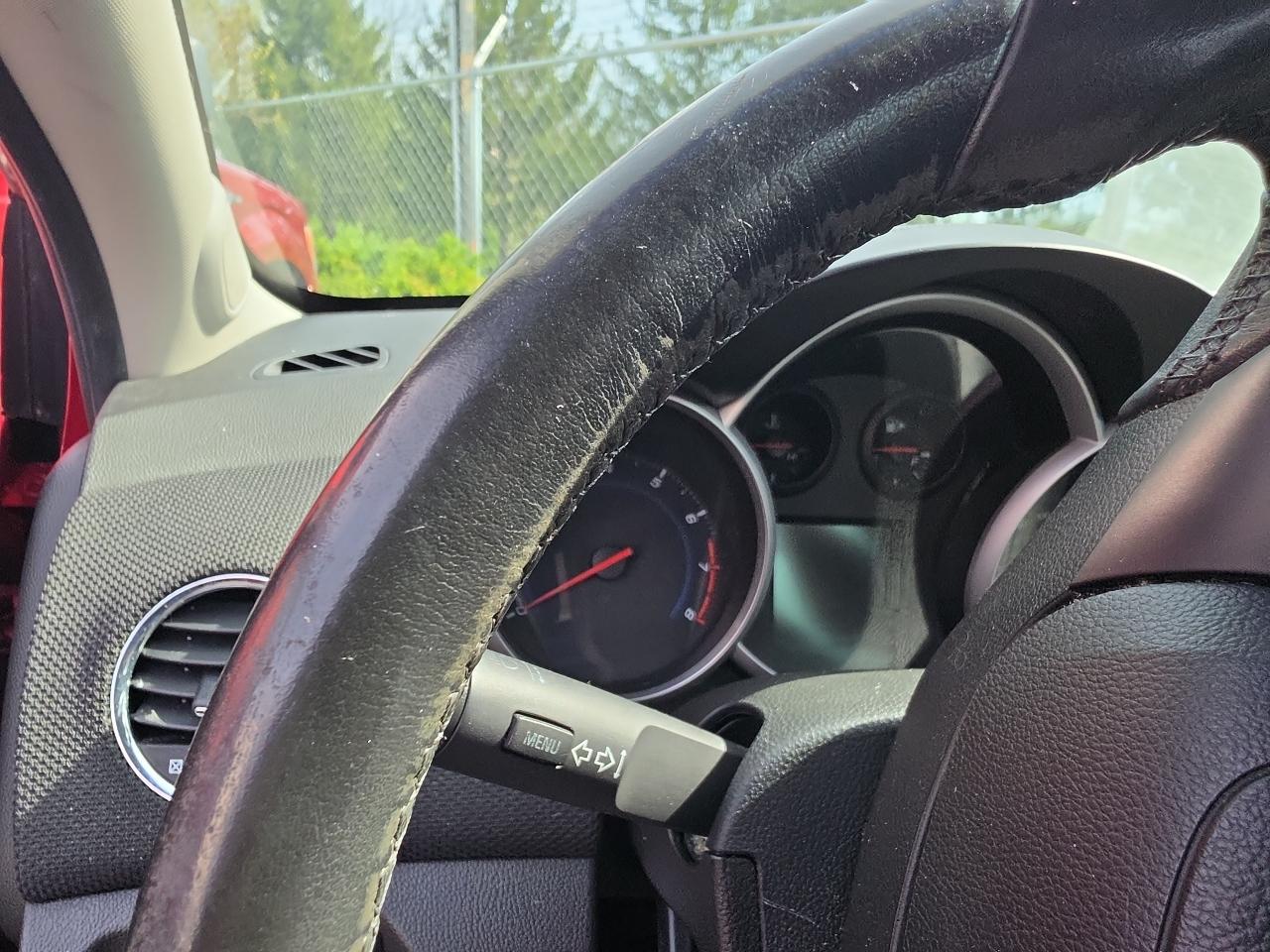 Chevrolet Cruze  2012