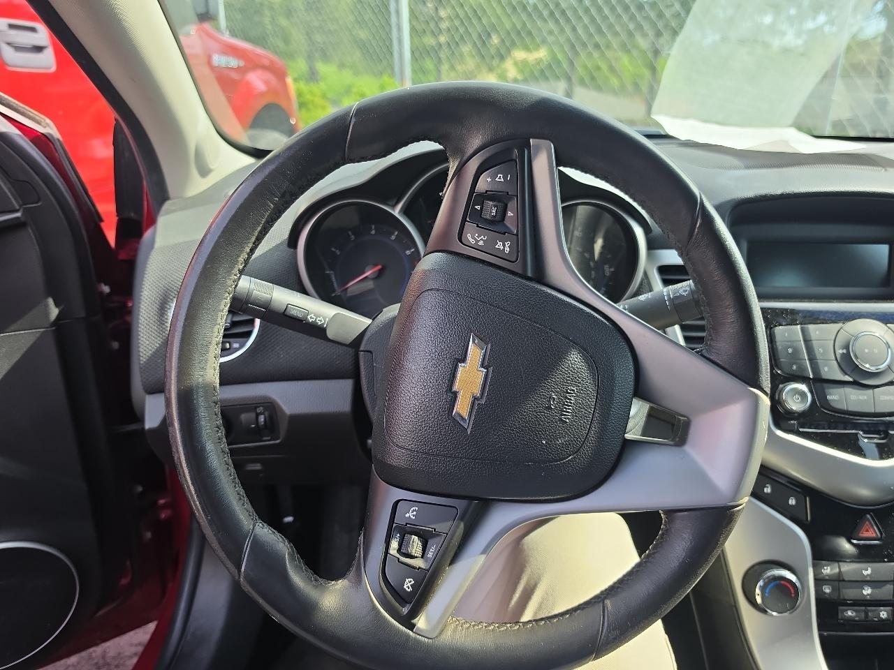 Chevrolet Cruze  2012