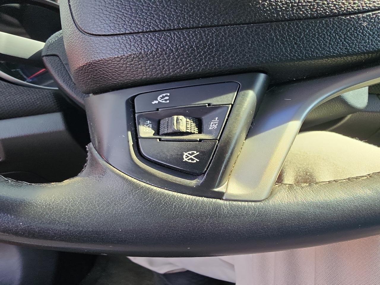 Chevrolet Cruze  2012