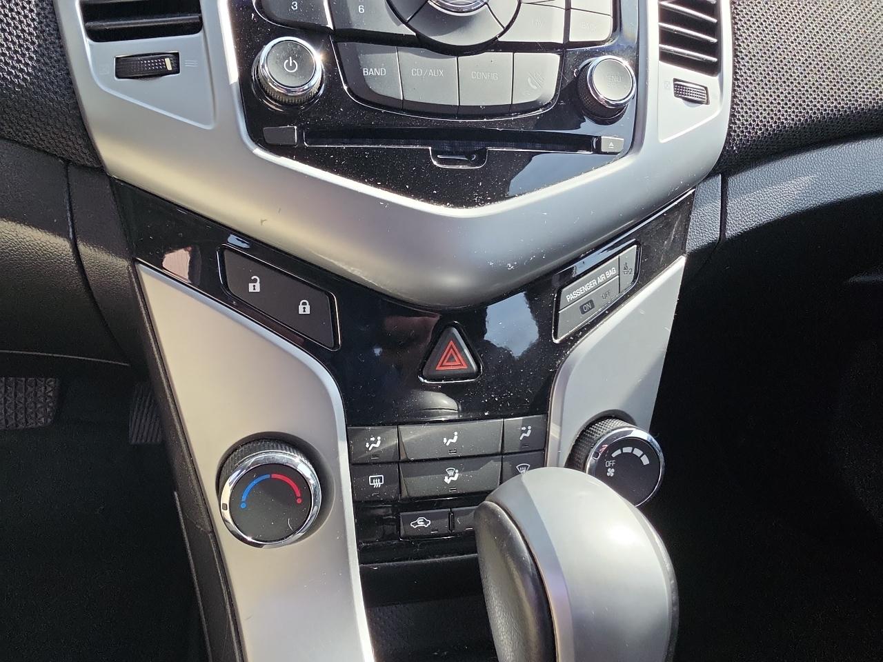 Chevrolet Cruze  2012