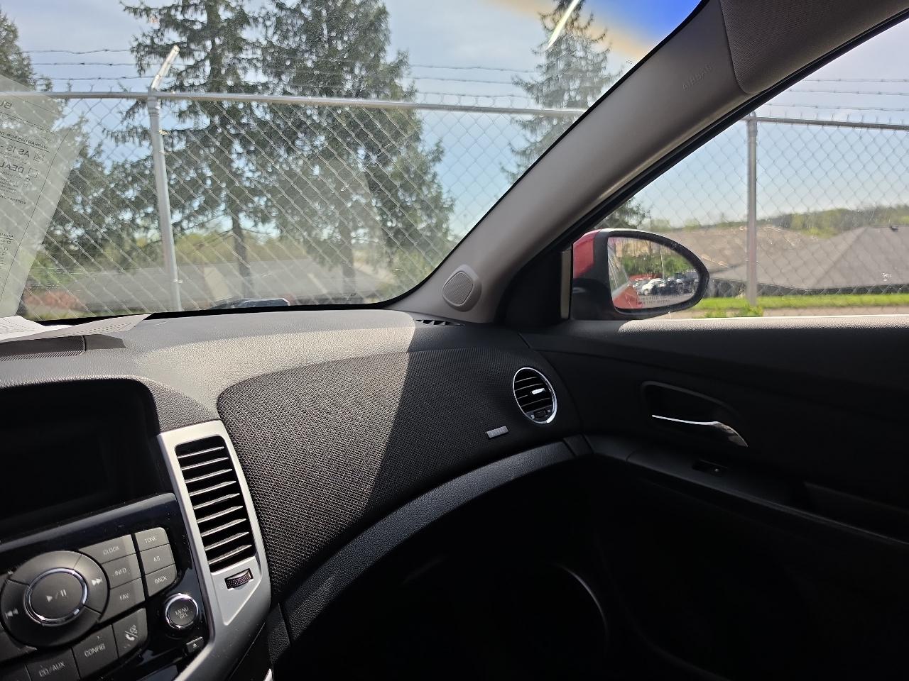 Chevrolet Cruze  2012