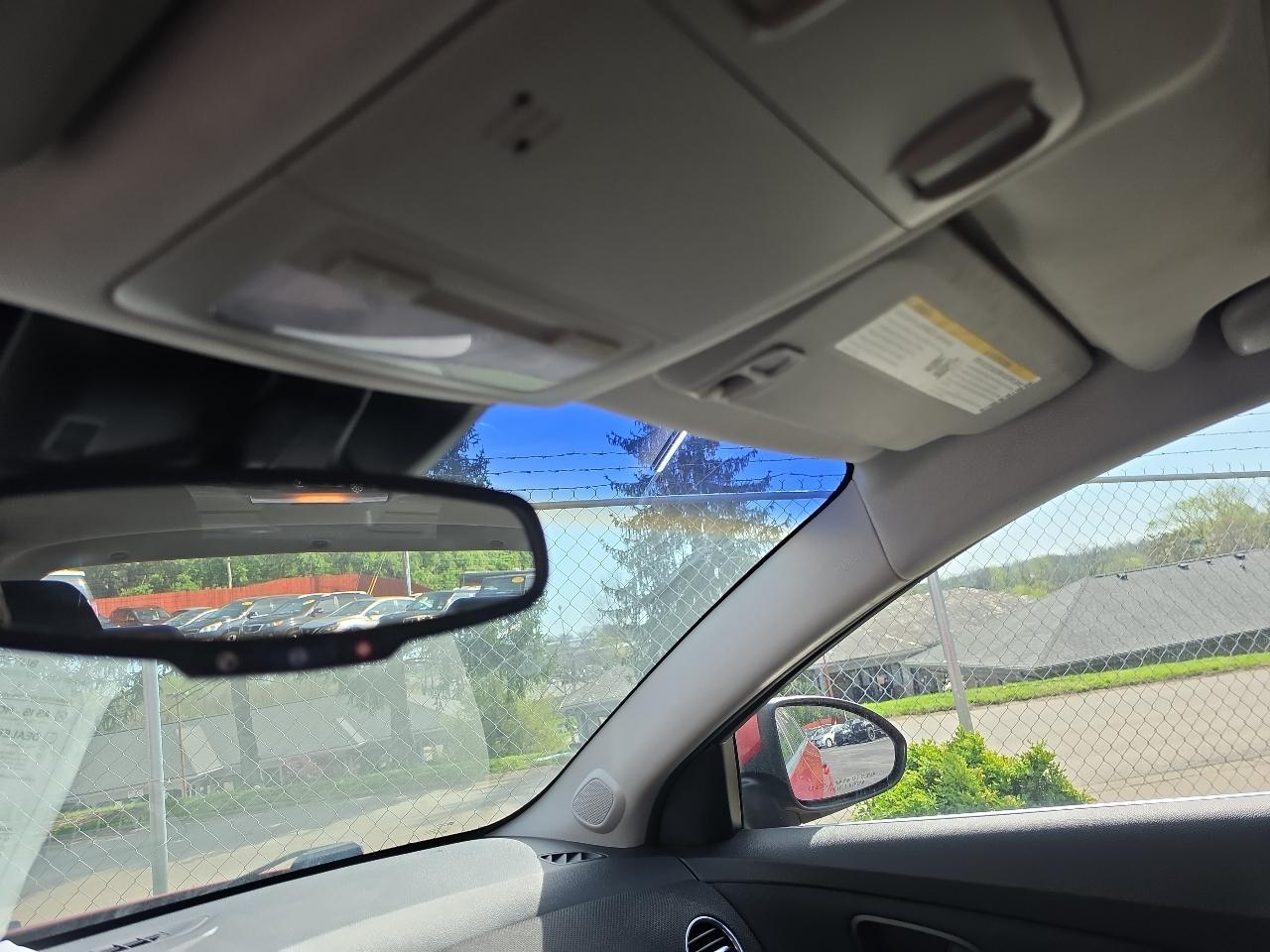 Chevrolet Cruze  2012