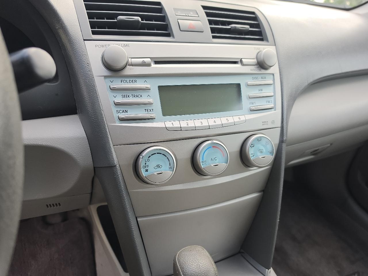 Toyota Camry  2008
