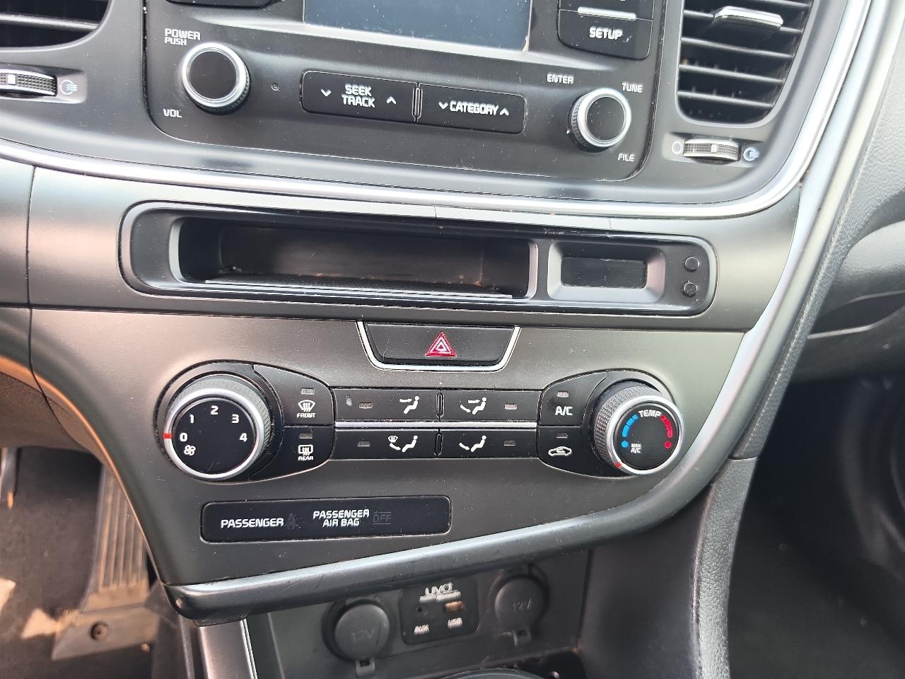 Kia Optima  2015