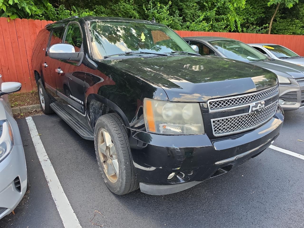 Chevrolet Suburban  2008