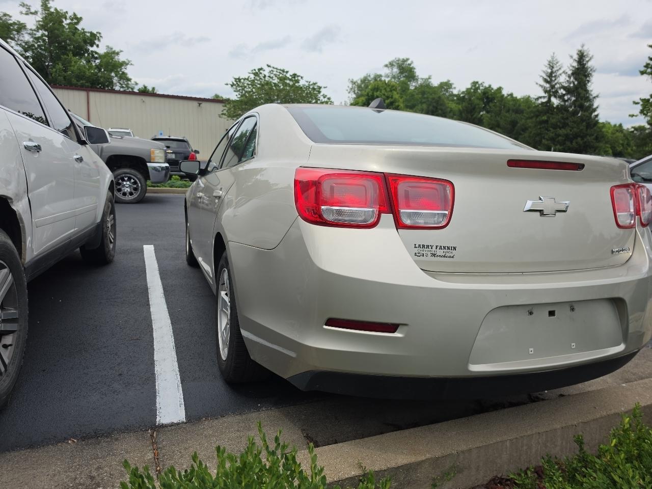 Chevrolet Malibu  2013