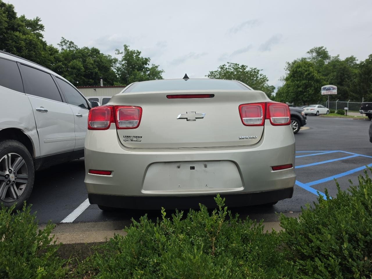 Chevrolet Malibu  2013