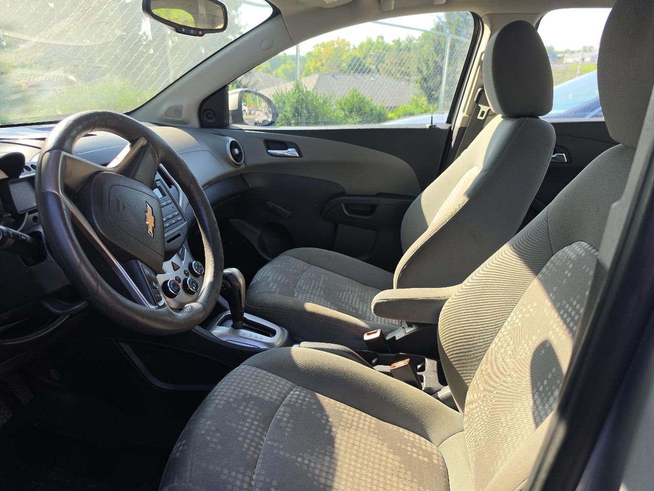 Chevrolet Sonic  2014