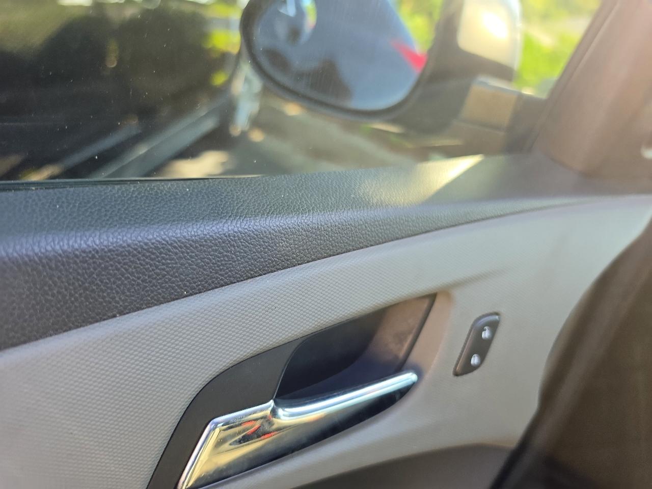 Chevrolet Sonic  2014