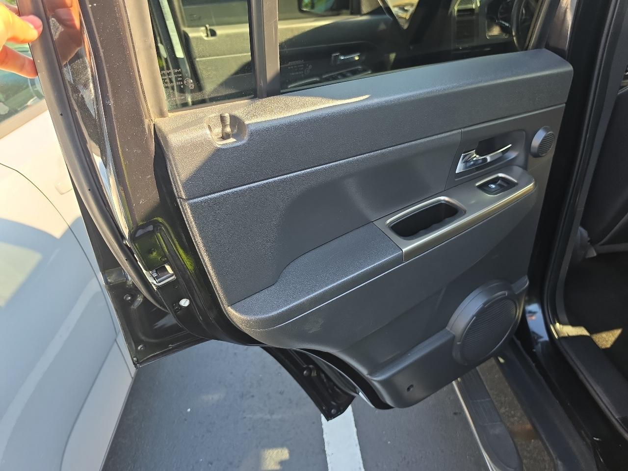 Jeep Liberty  2011