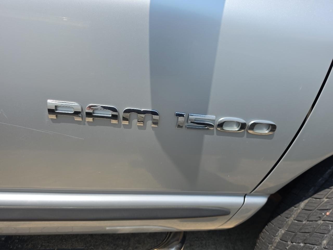 Dodge Ram 1500  2005