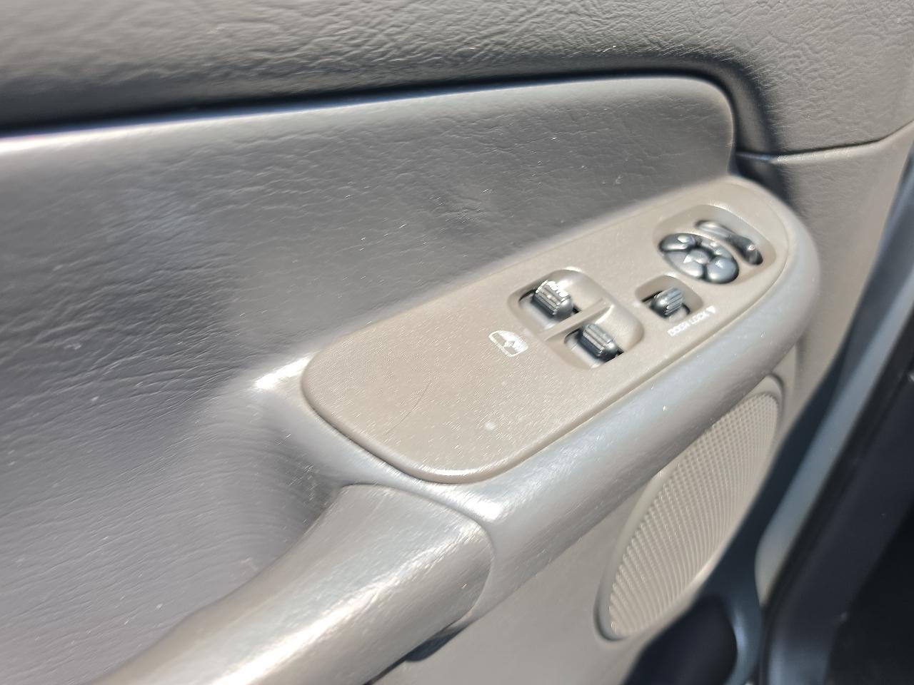 Dodge Ram 1500  2005