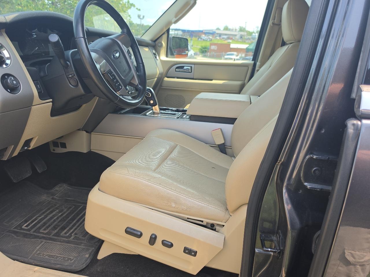 Ford Expedition  2015