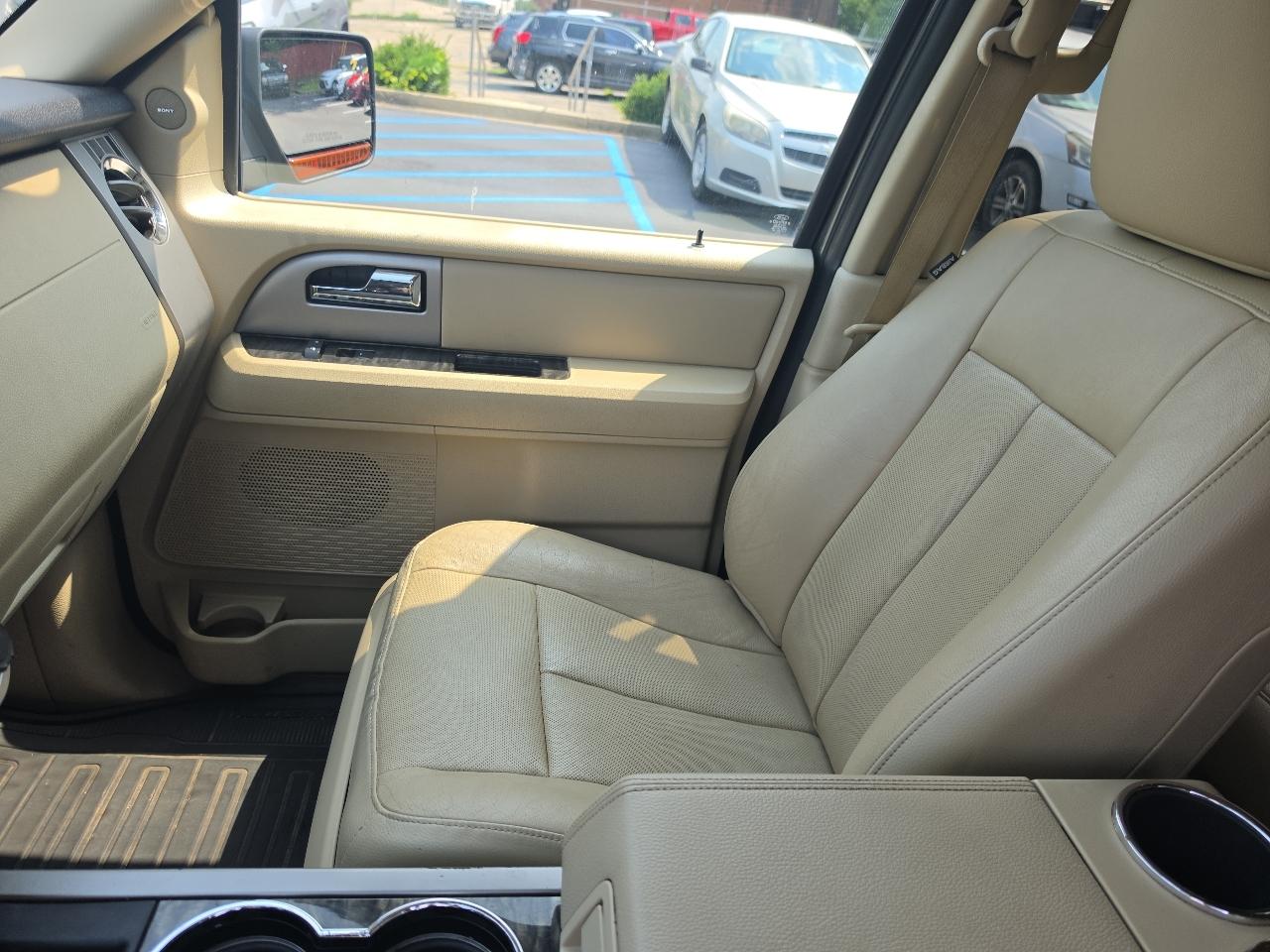 Ford Expedition  2015