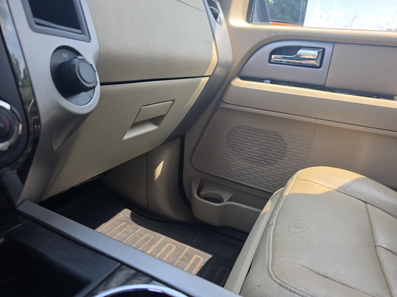 Ford Expedition  2015
