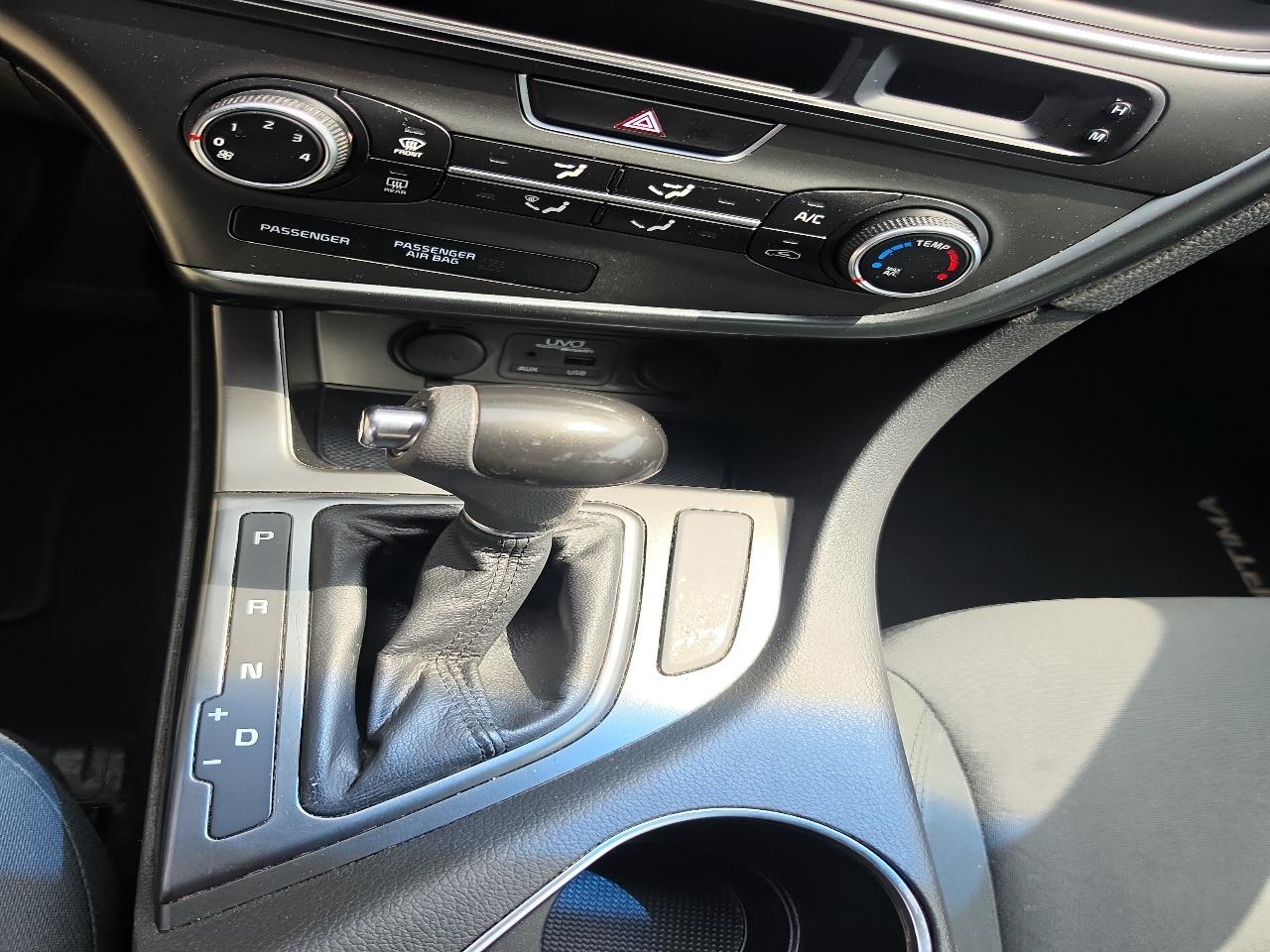 Kia Optima  2015