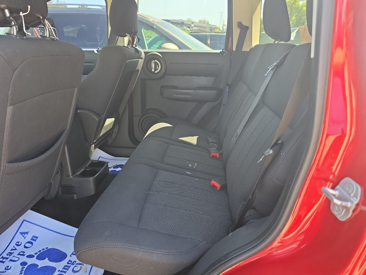 Dodge Nitro  2011