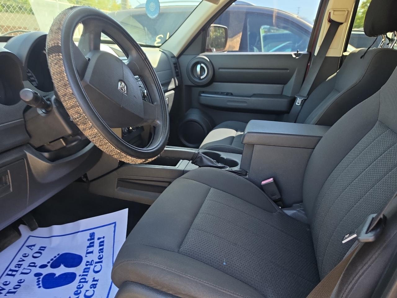 Dodge Nitro  2011