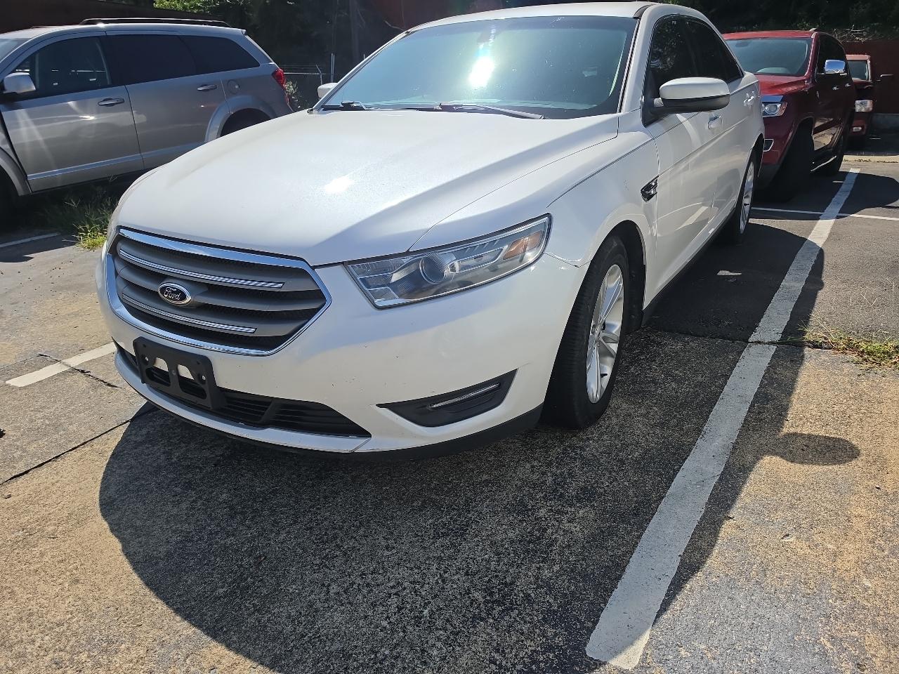 2014 Ford Taurus SEL