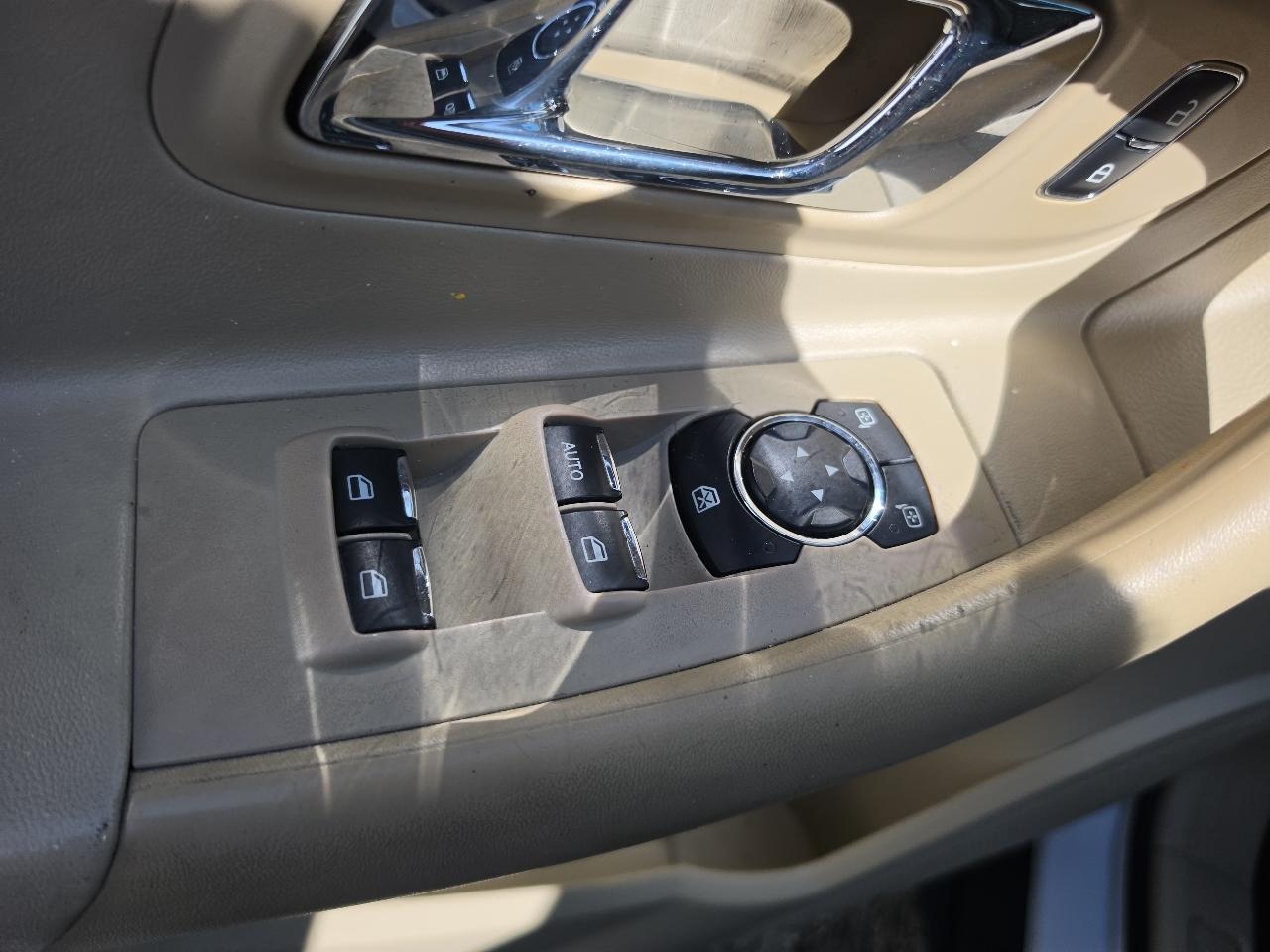 Ford Taurus  2014