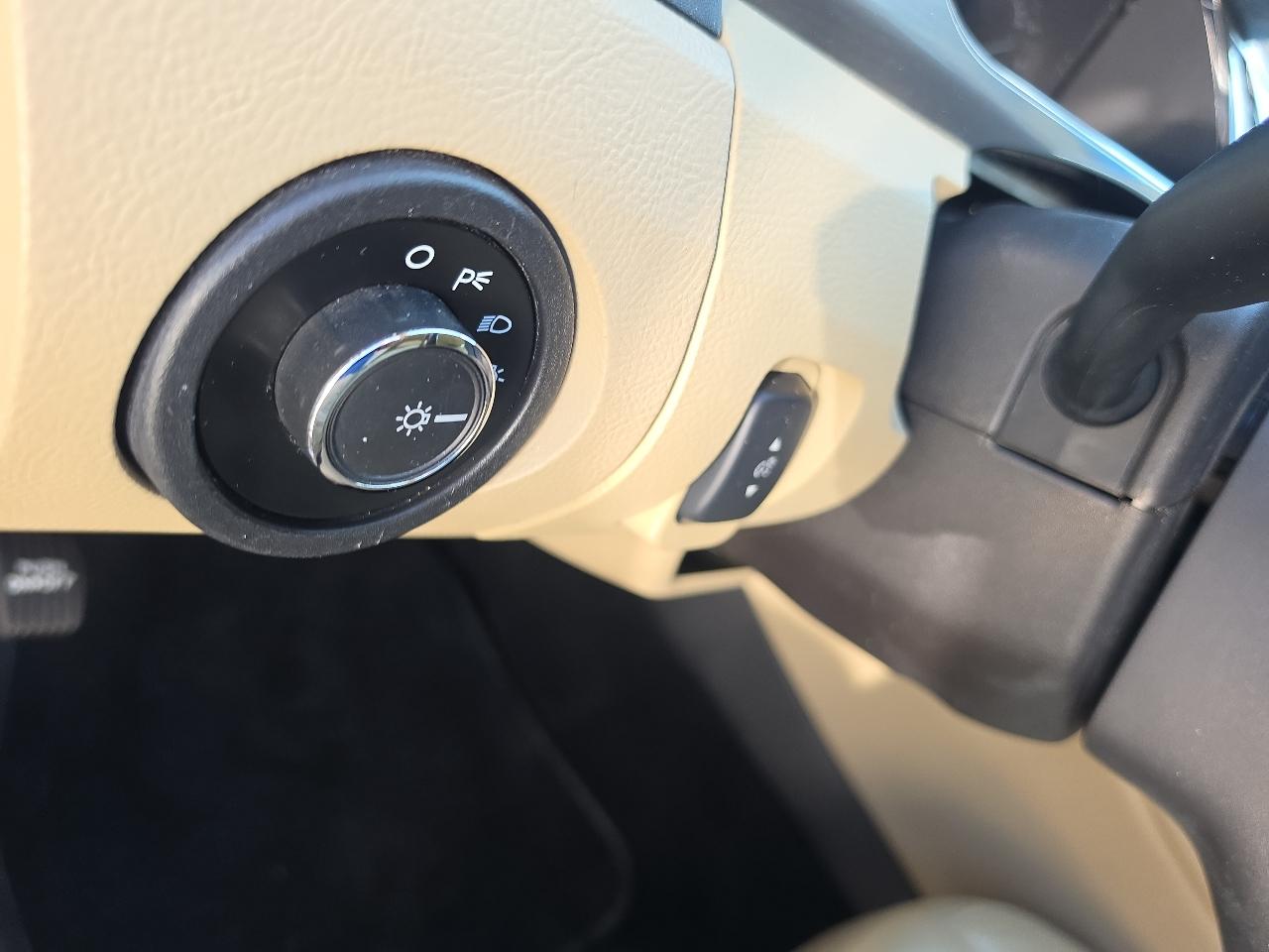 Ford Taurus  2014