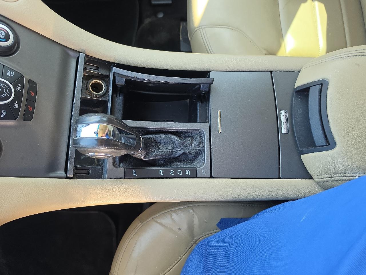 Ford Taurus  2014