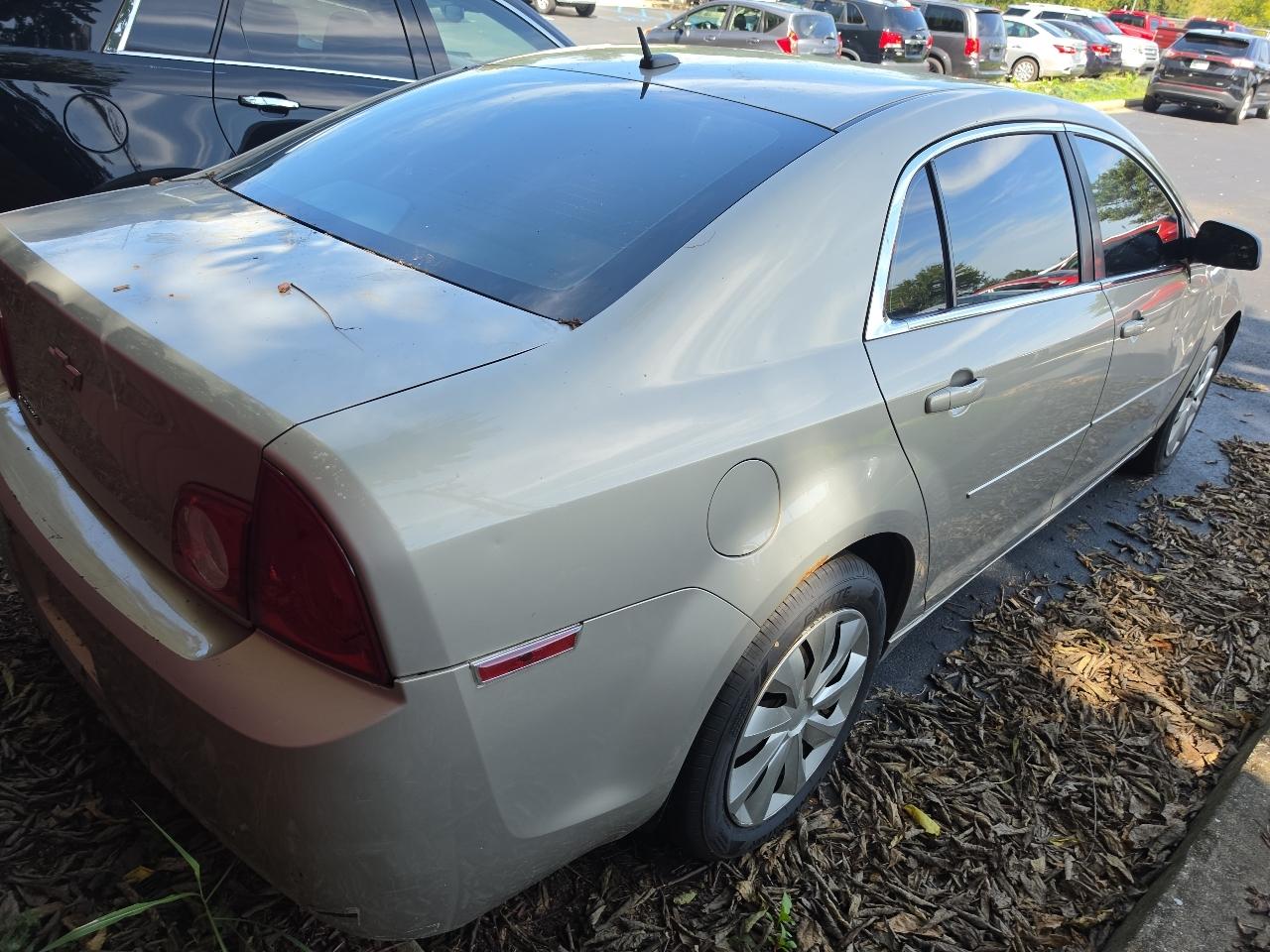 Chevrolet Malibu  2011