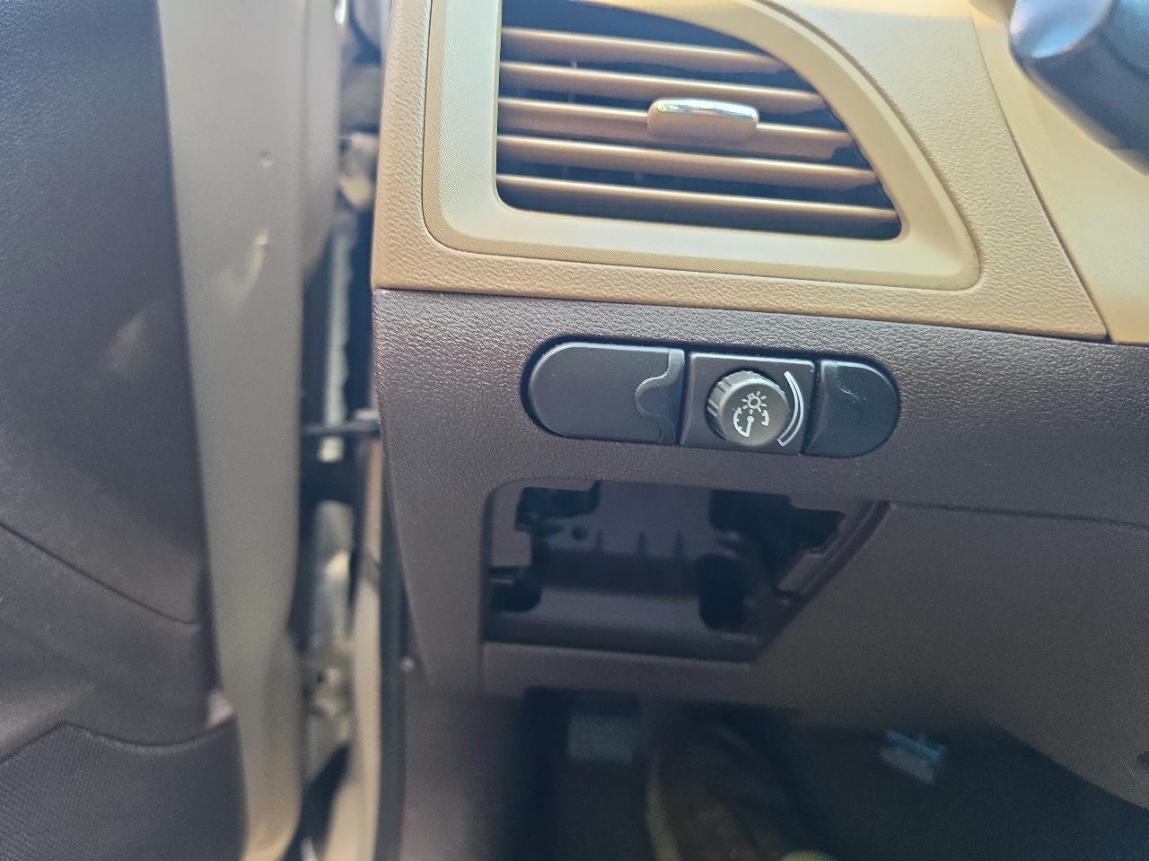 Chevrolet Malibu  2011