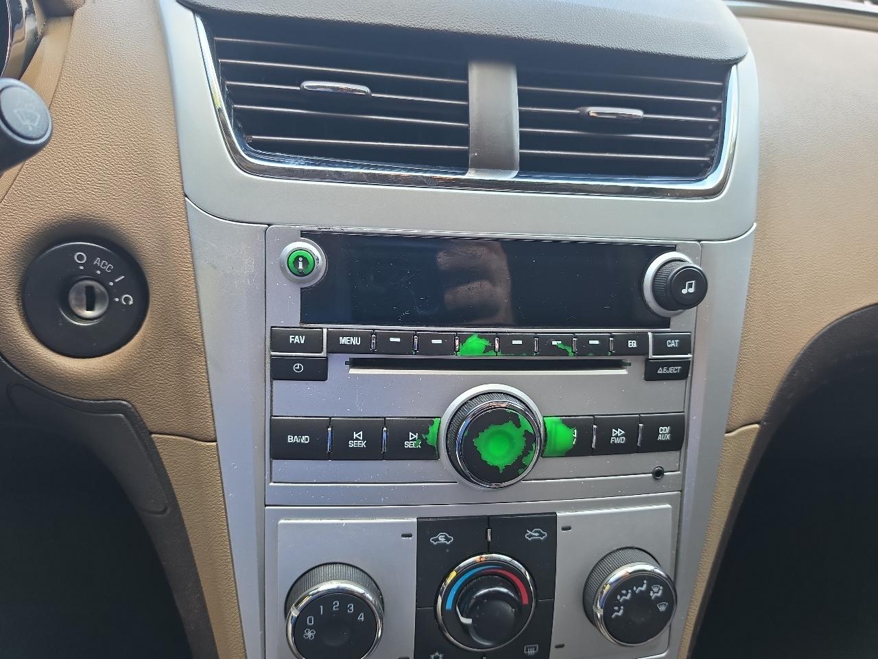 Chevrolet Malibu  2011