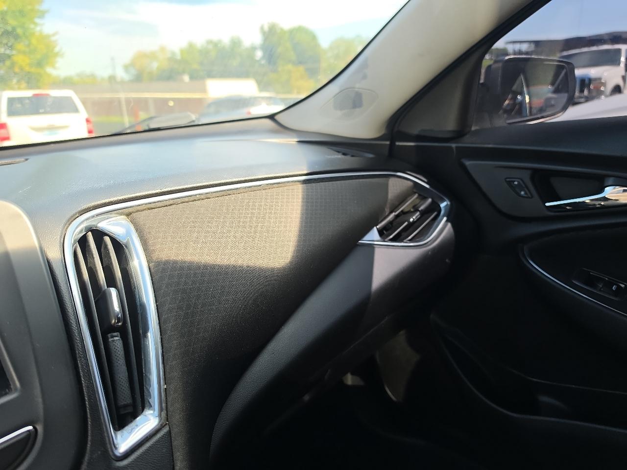 Chevrolet Malibu  2016