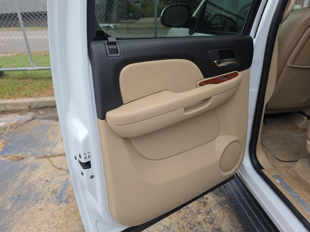 Chevrolet Suburban  2007