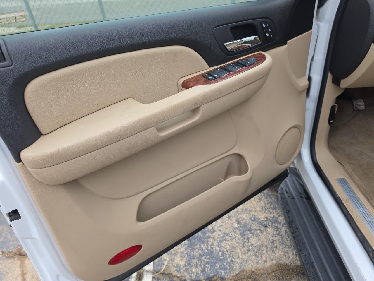 Chevrolet Suburban  2007