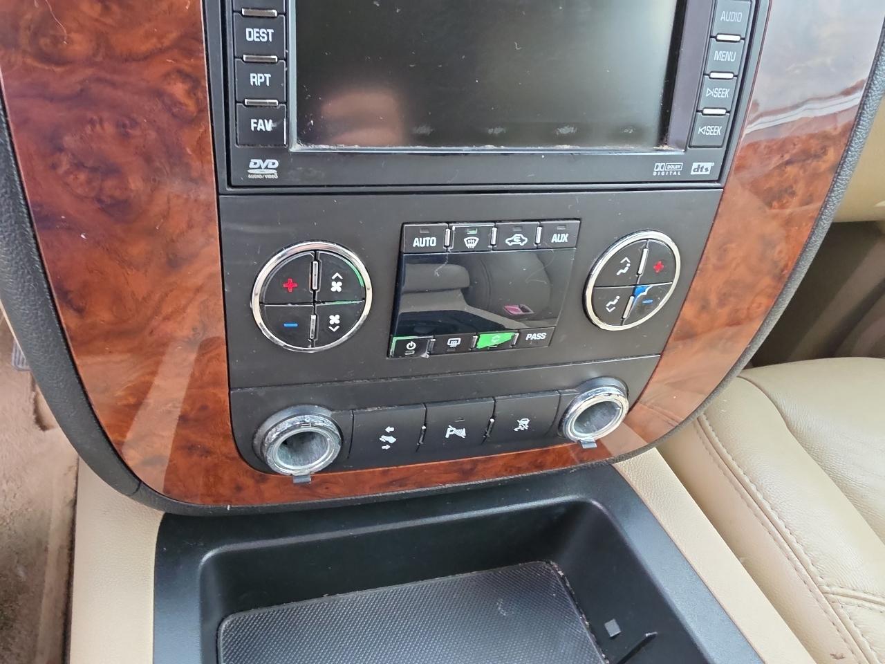Chevrolet Suburban  2007