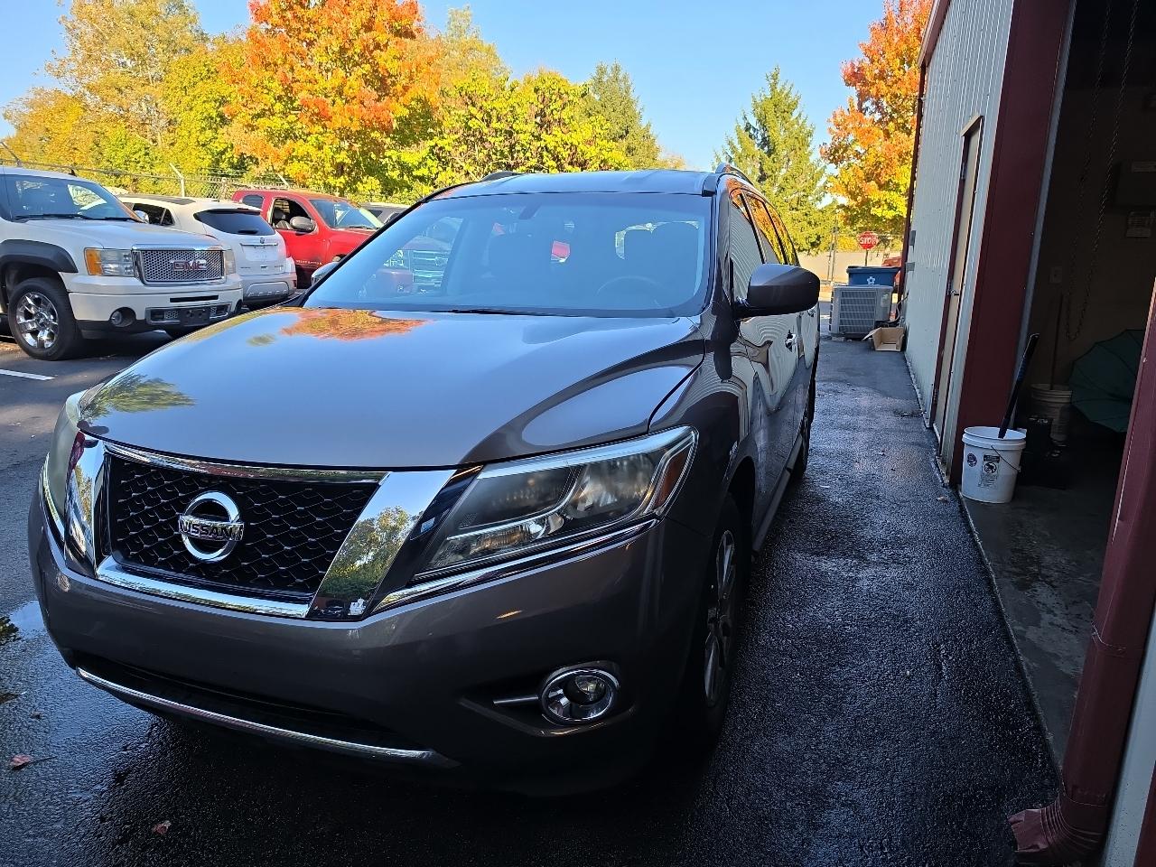 2014 Nissan Pathfinder SV