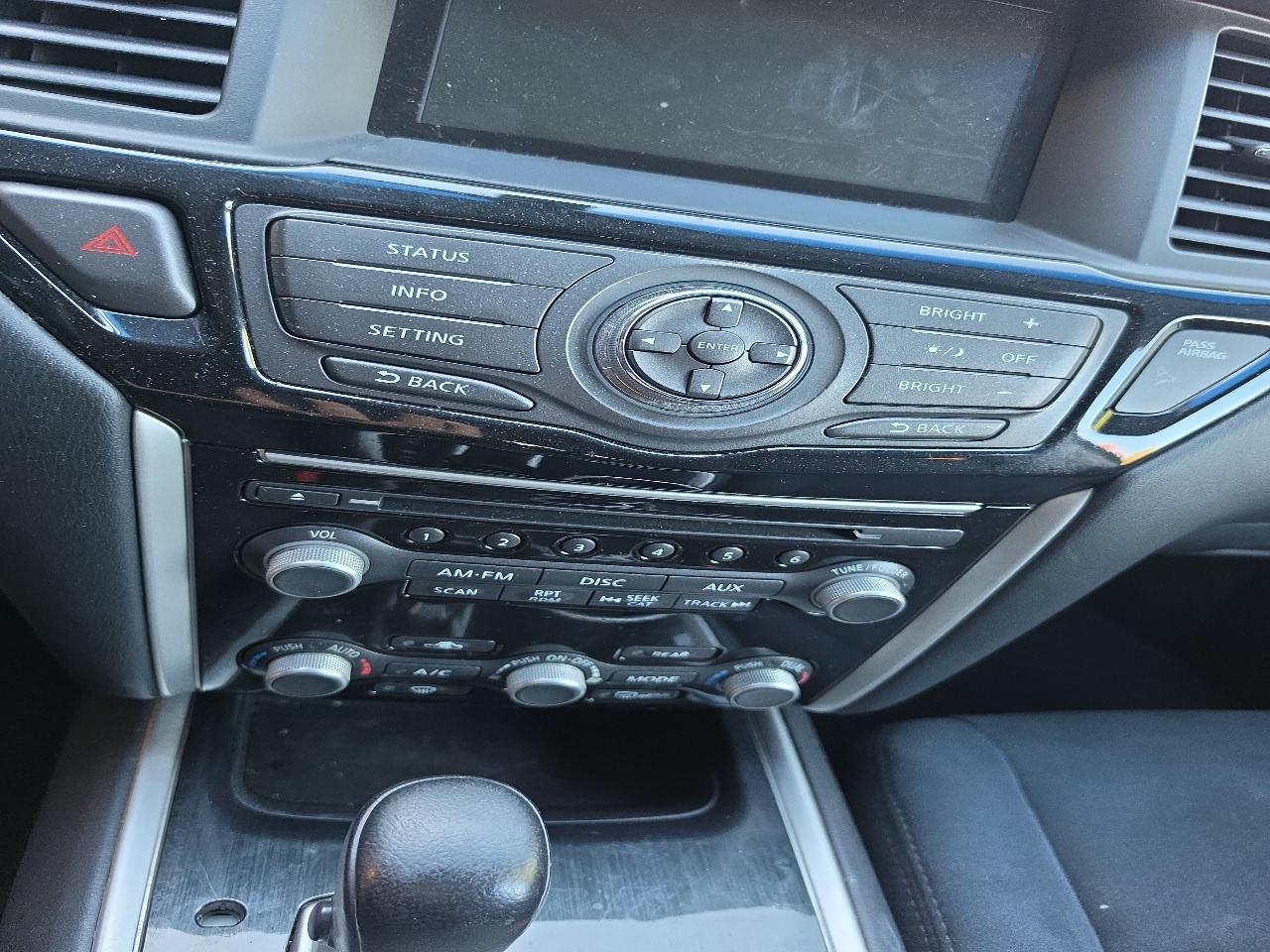 Nissan Pathfinder  2014
