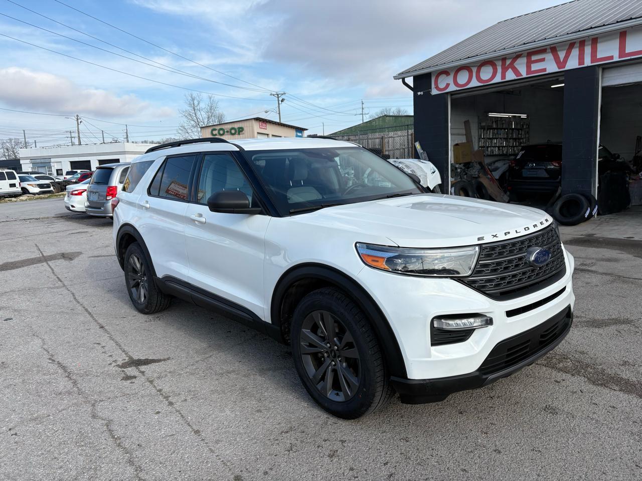 Ford Explorer XLT AWD 2021