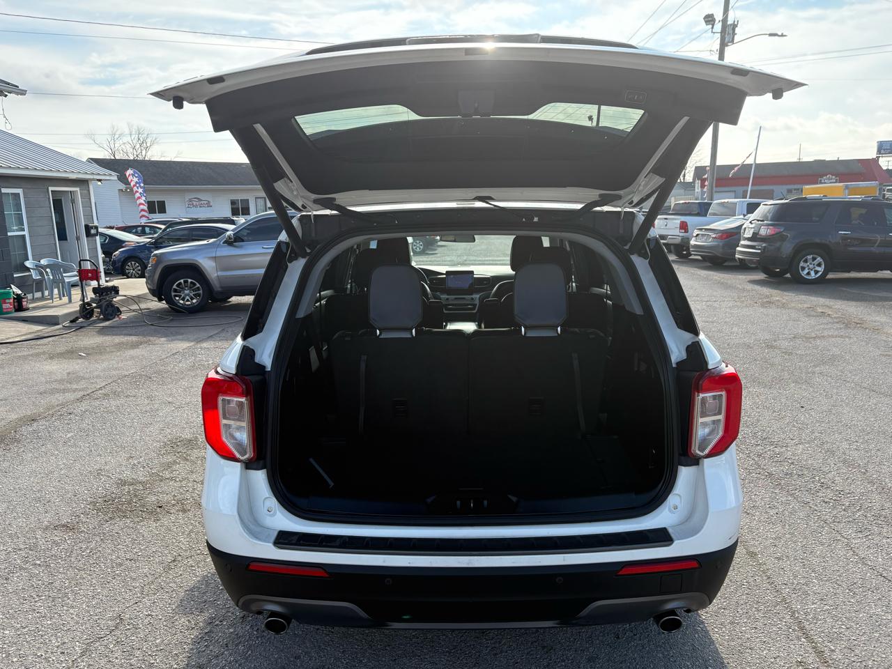 Ford Explorer XLT AWD 2021