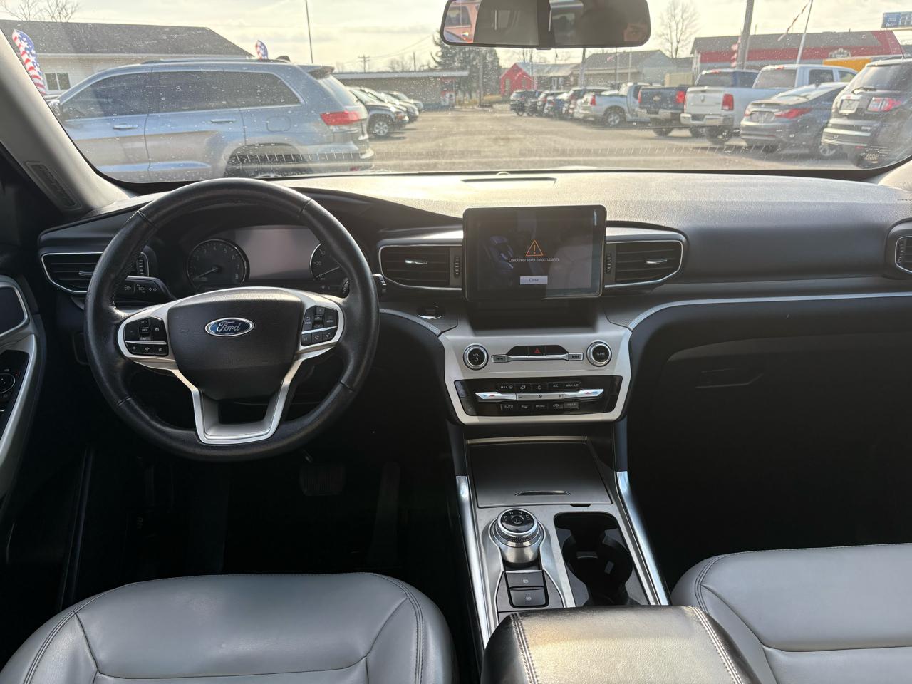 Ford Explorer XLT AWD 2021