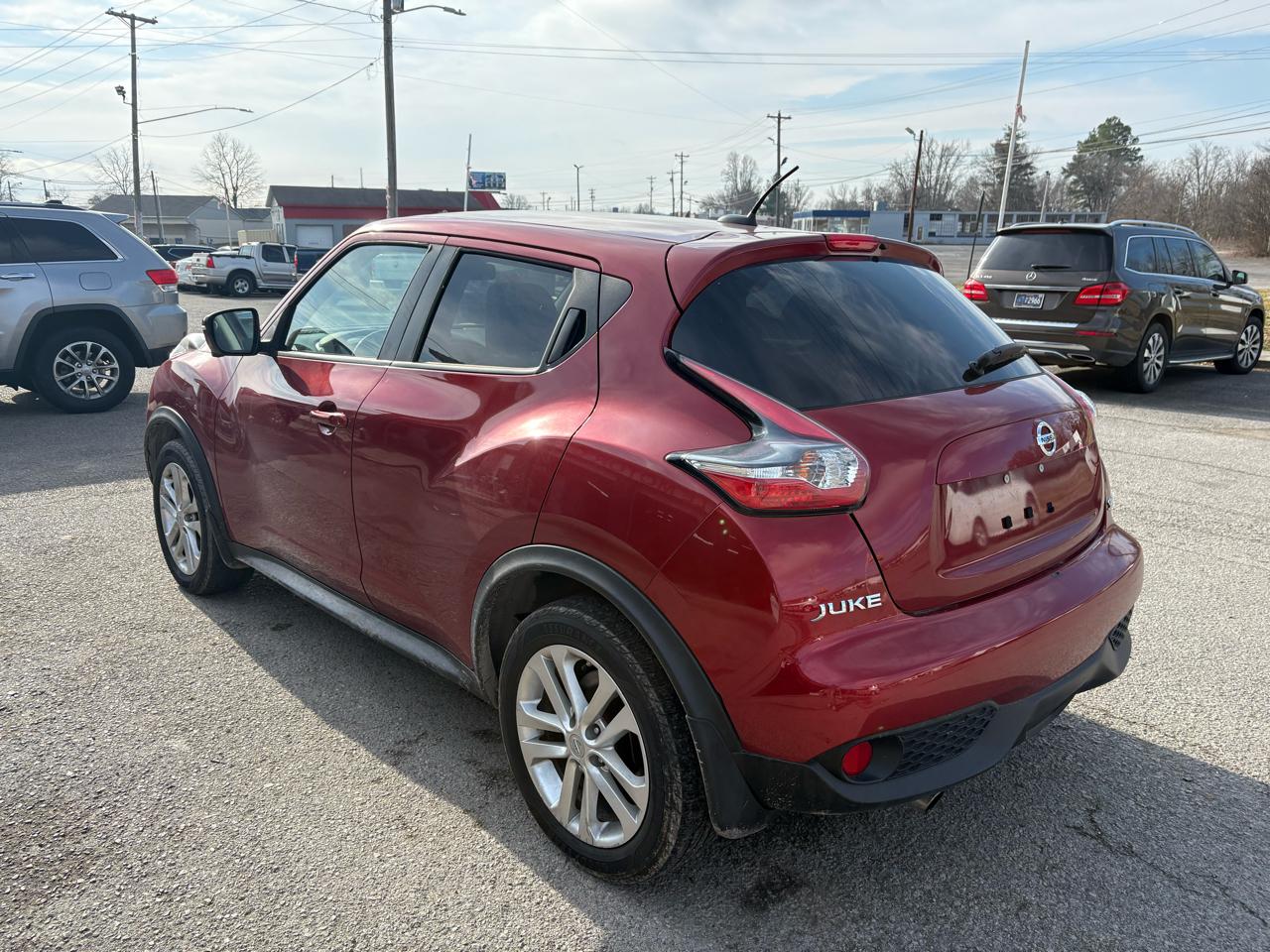Nissan Juke S AWD 2016