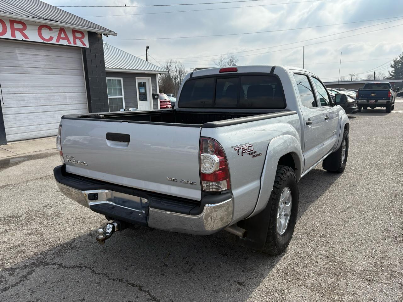 Toyota Tacoma 4WD  2010