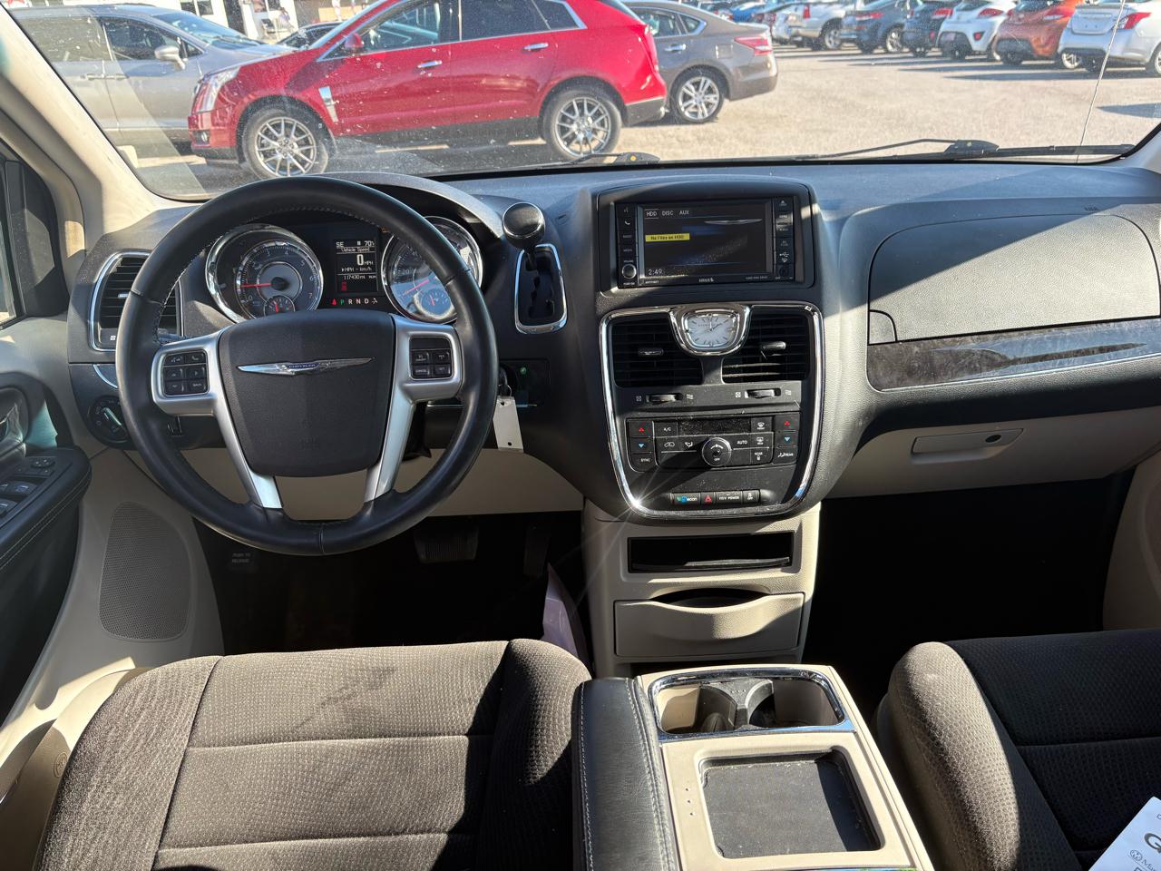 Chrysler Town & Country  2013