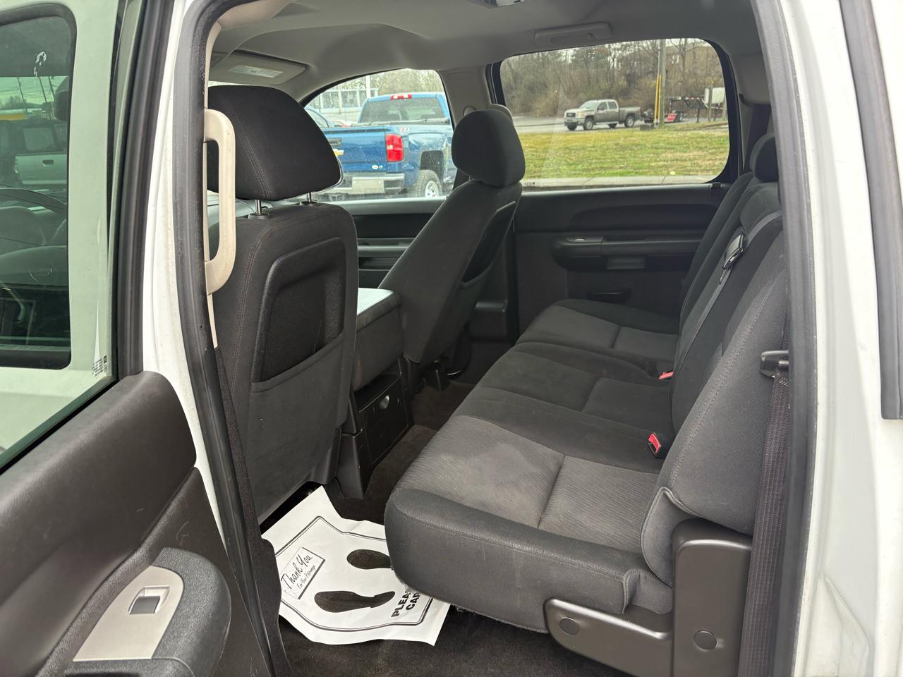 Chevrolet Silverado 1500 1LT Crew Cab 4WD 2012