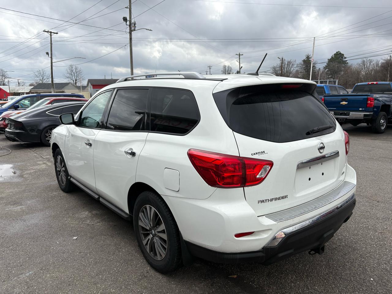 Nissan Pathfinder  2017