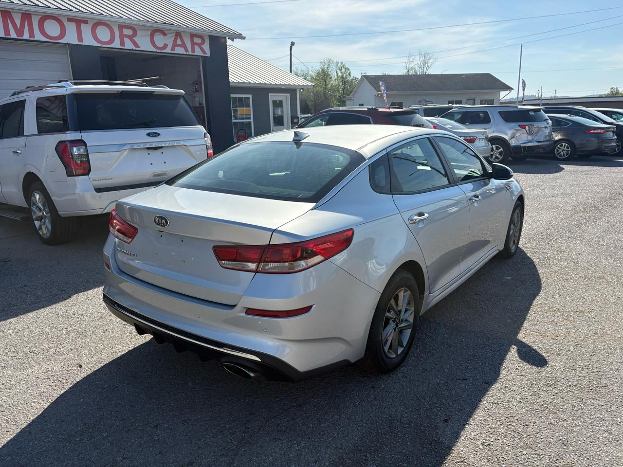 Kia OPTIMA LX/  2019