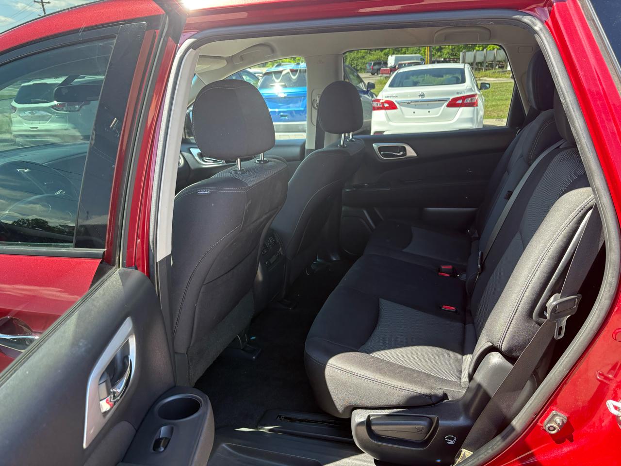 Nissan Pathfinder  2017